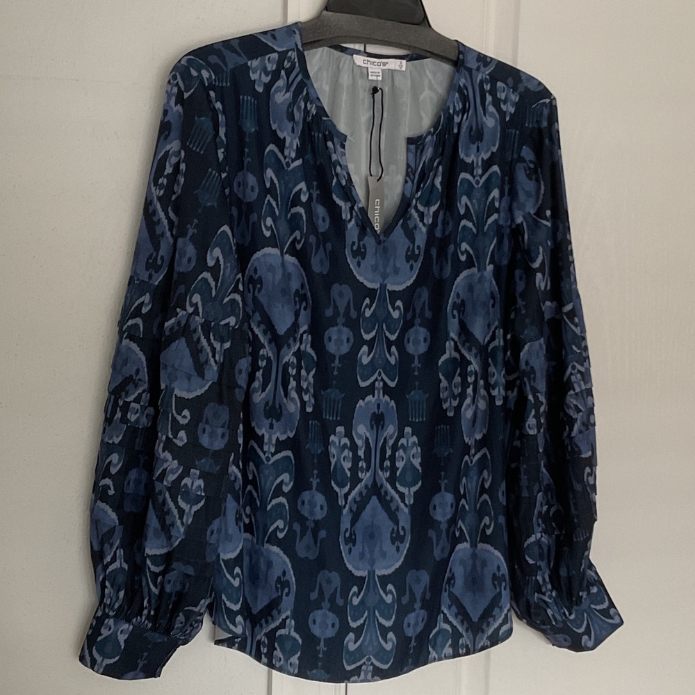 NWT Chico's Navy and Black Patterned Blouse